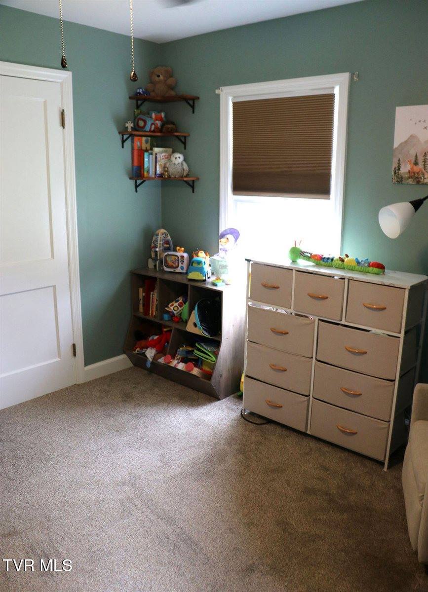 2505 Osborne Street, Bristol, VA 24201