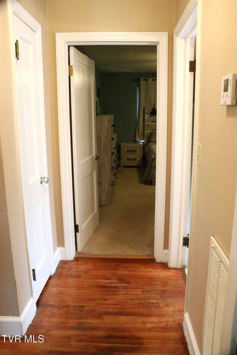 2505 Osborne Street, Bristol, VA 24201