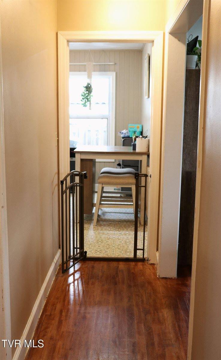 2505 Osborne Street, Bristol, VA 24201