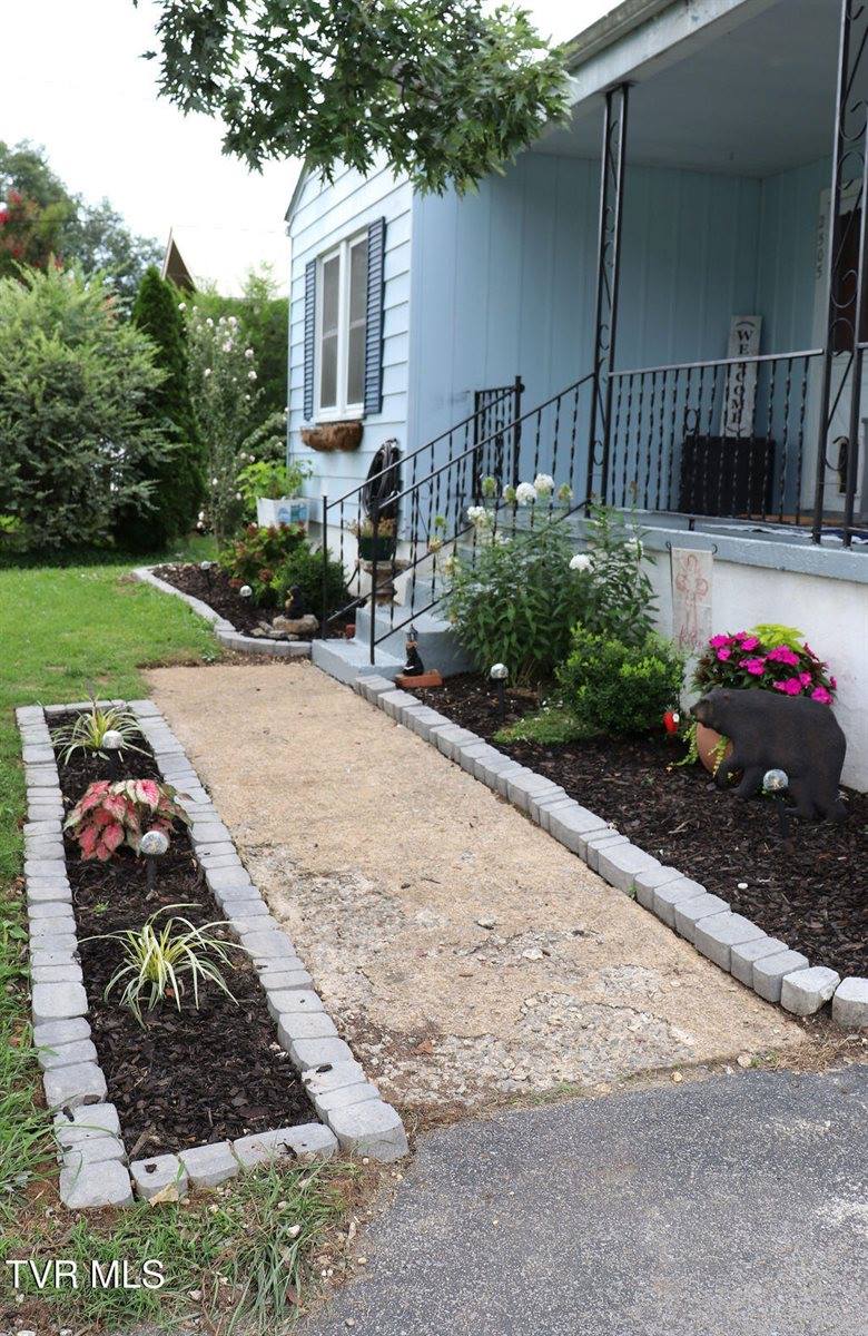 2505 Osborne Street, Bristol, VA 24201