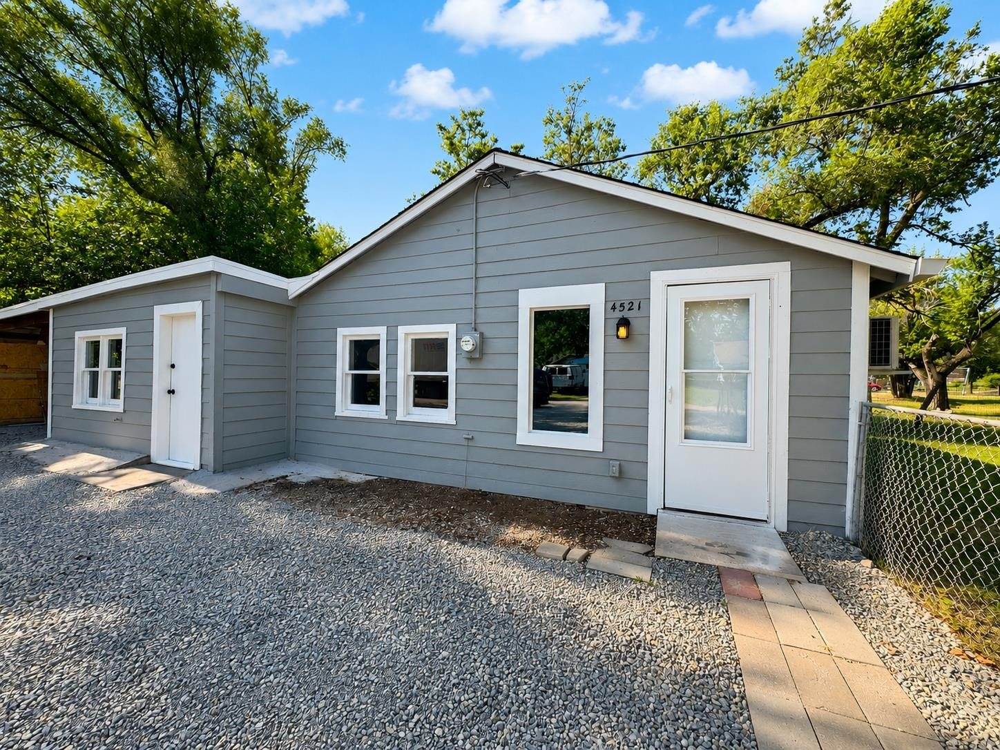 4521 West Newell Ave, Wichita, KS 67212