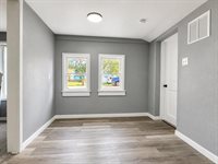4521 West Newell Ave, Wichita, KS 67212