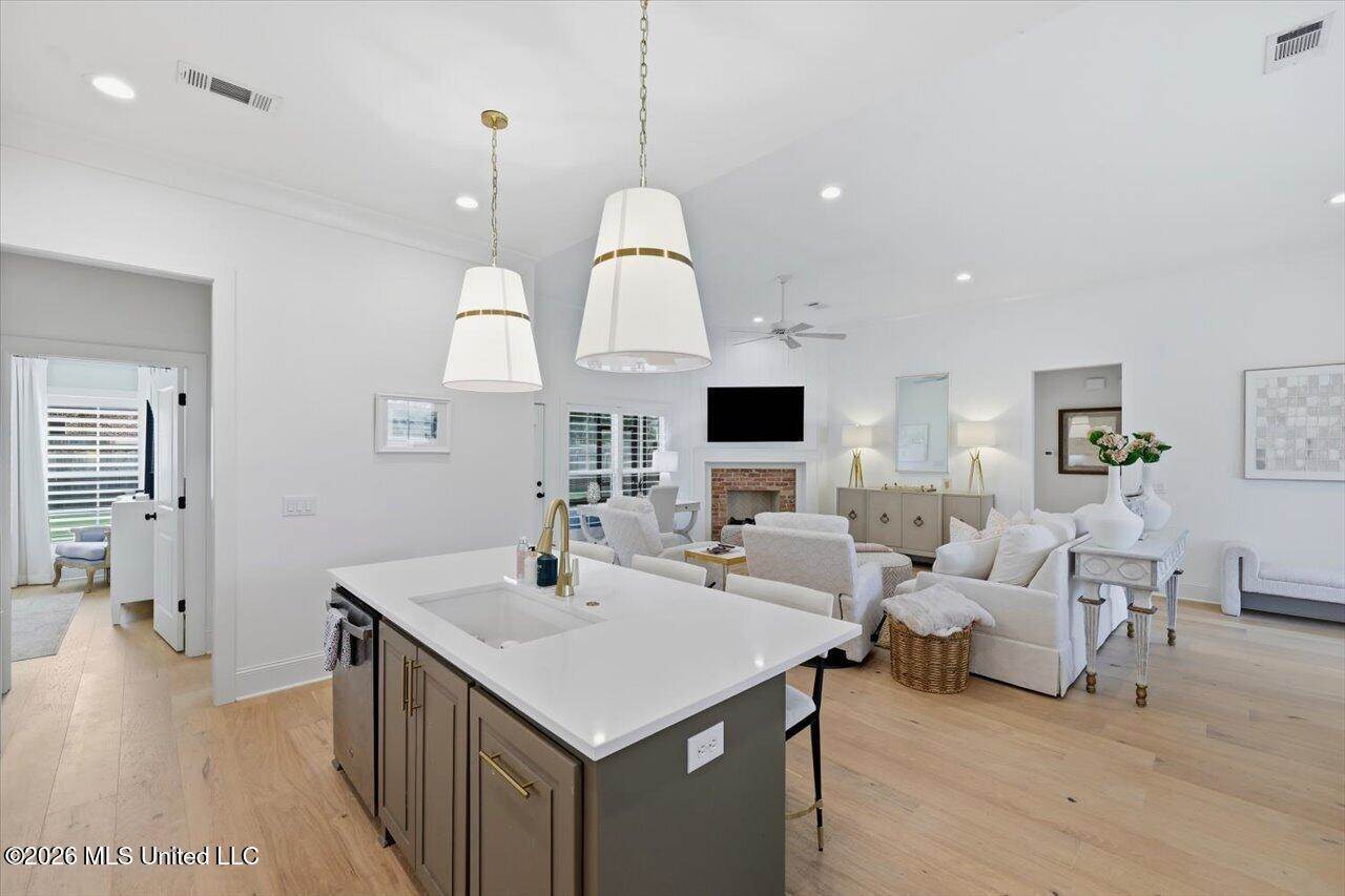 103 Hutto Lane, Madison, MS 39110
