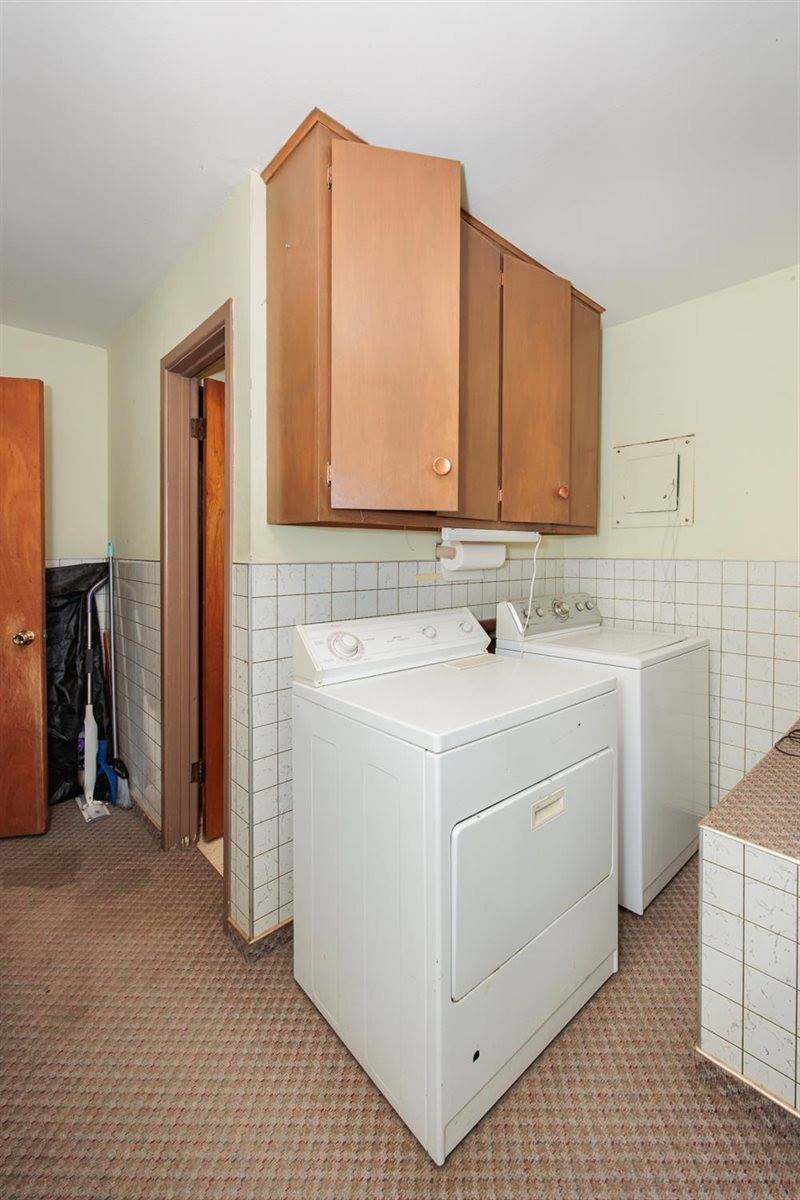 301 East Sherman Avenue, Johnson, KS 67855