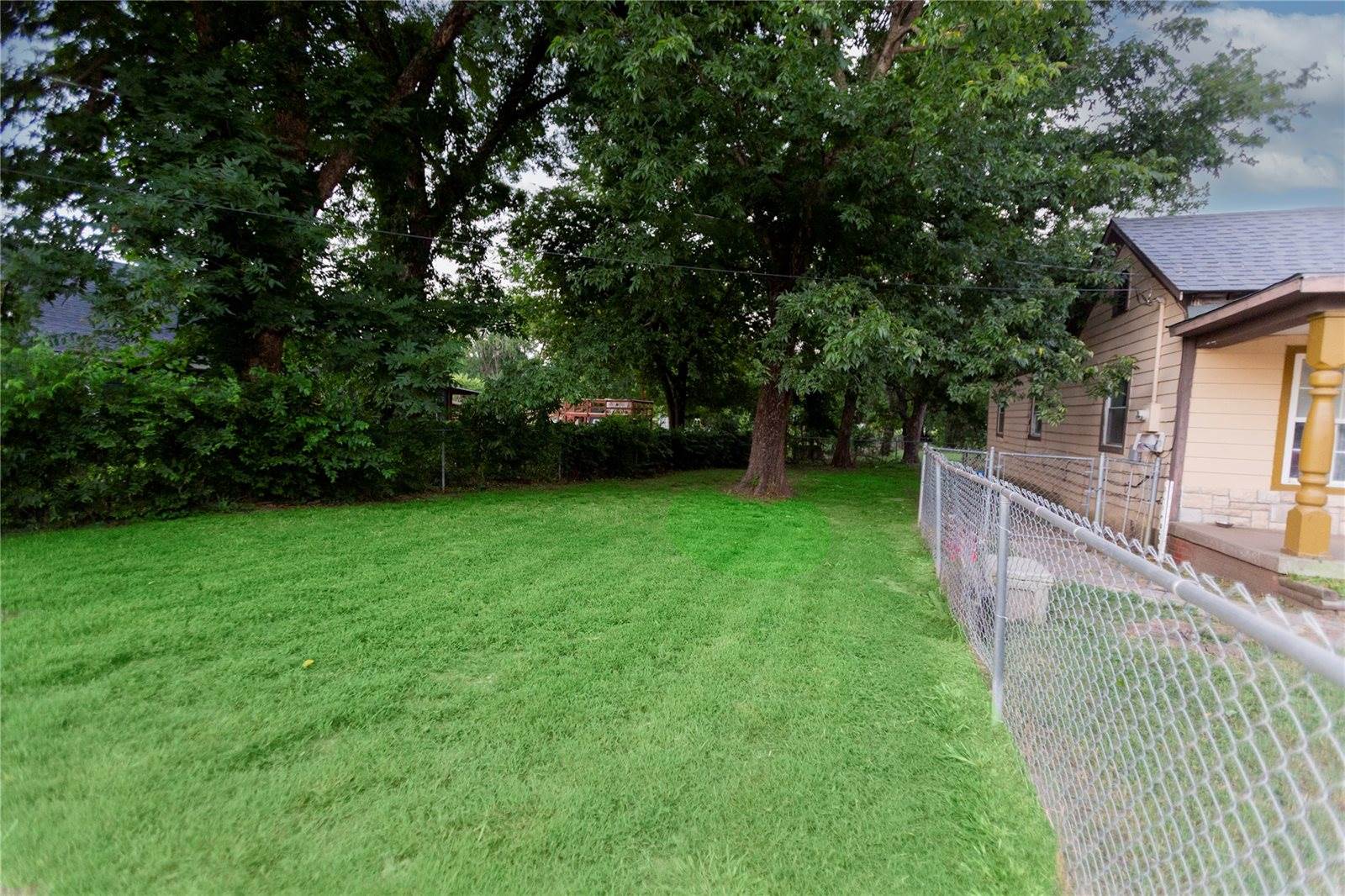 60 SW 2nd Street, Krebs, OK 74554