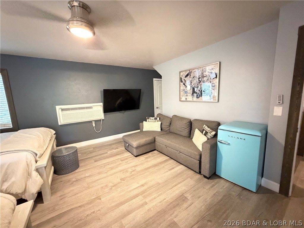 182 Bent Shadow Lane, Osage Beach, MO 65065