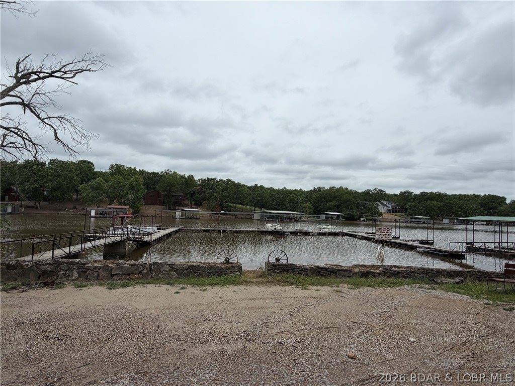 23130 Salley Drive, Warsaw, MO 65355