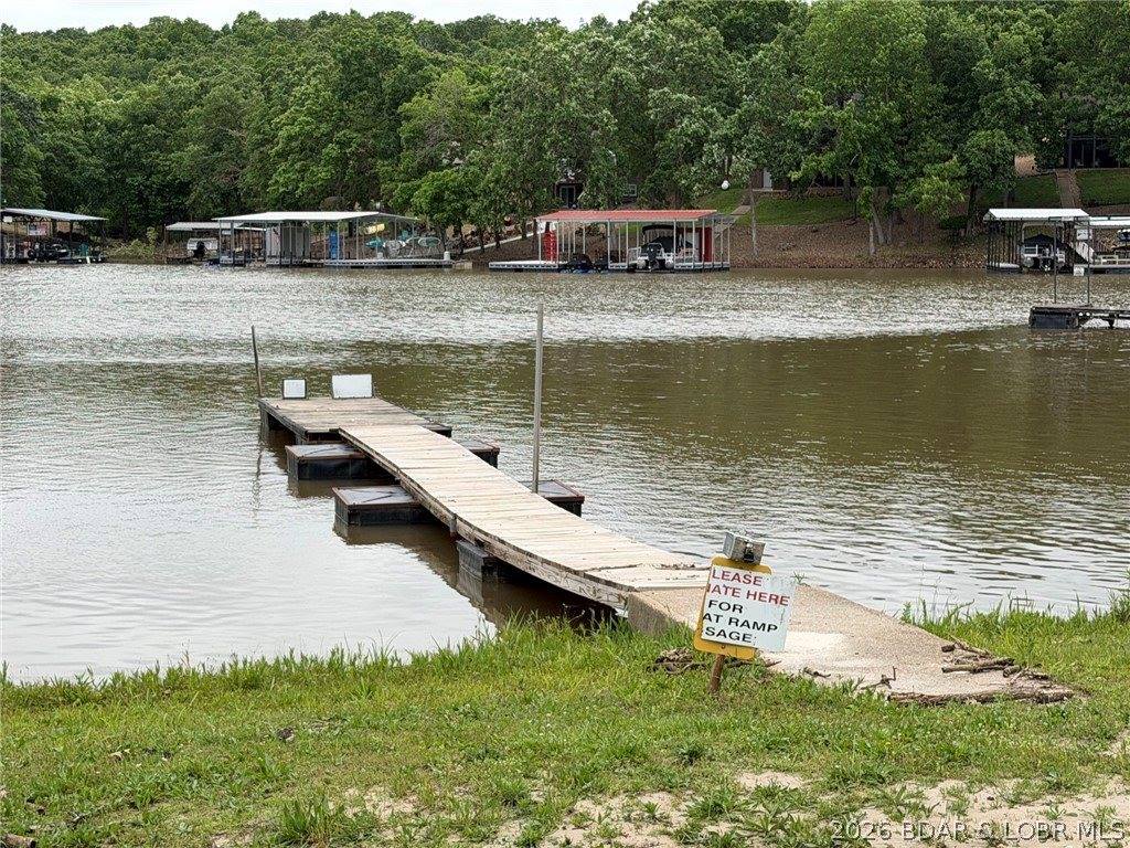 23130 Salley Drive, Warsaw, MO 65355