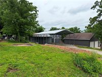23130 Salley Drive, Warsaw, MO 65355