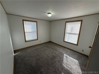 23130 Salley Drive, Warsaw, MO 65355