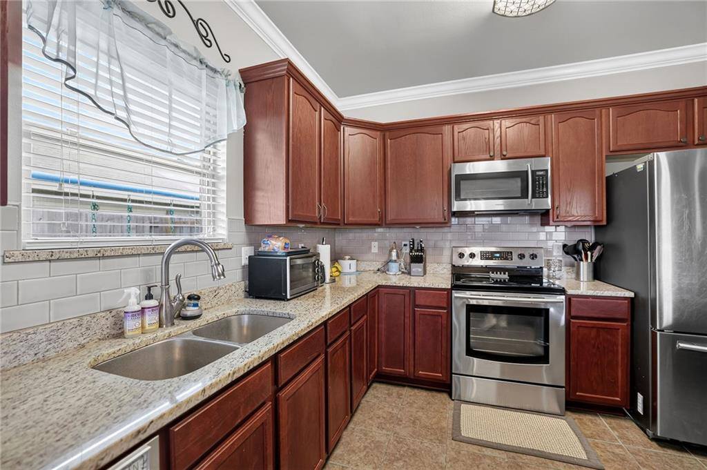 11208 Merlo Drive, Hammond, LA 70403