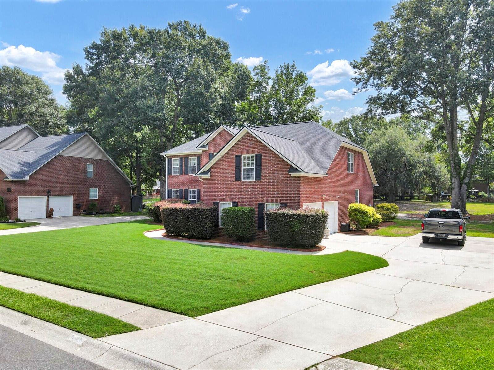 5472 Clearview Drive, North Charleston, SC 29420