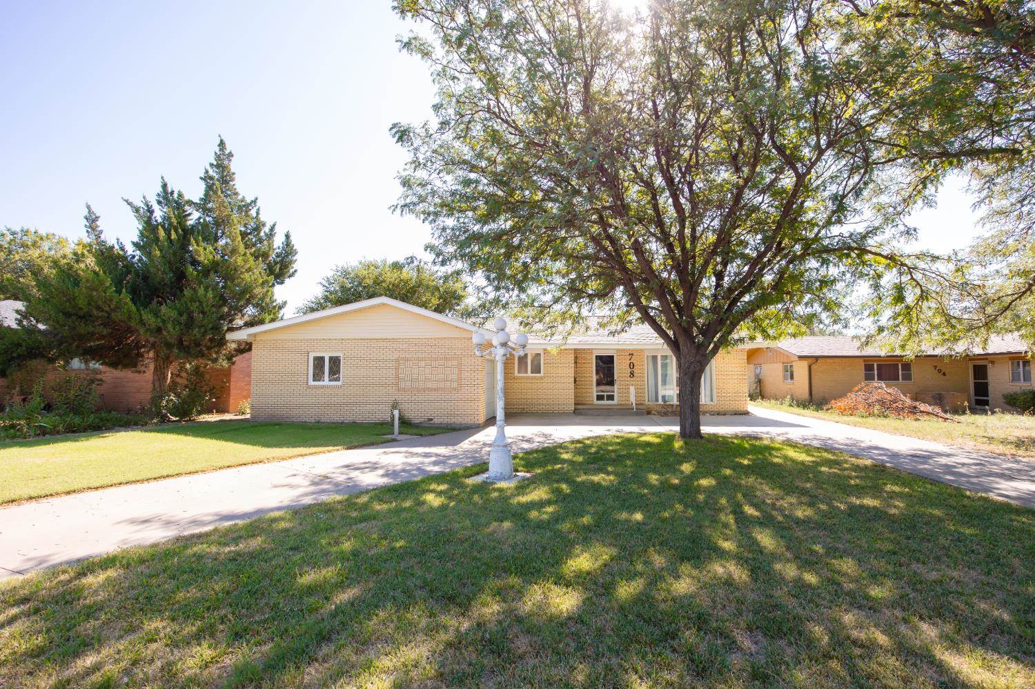 708 North Durham, Ulysses, KS 67880