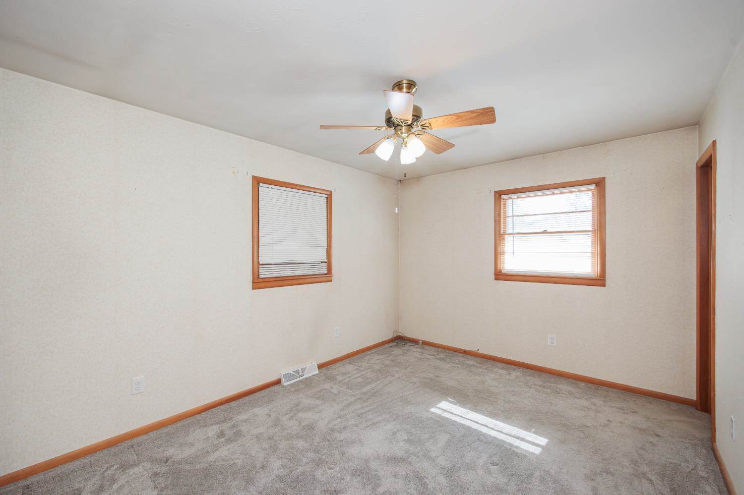 708 North Durham, Ulysses, KS 67880