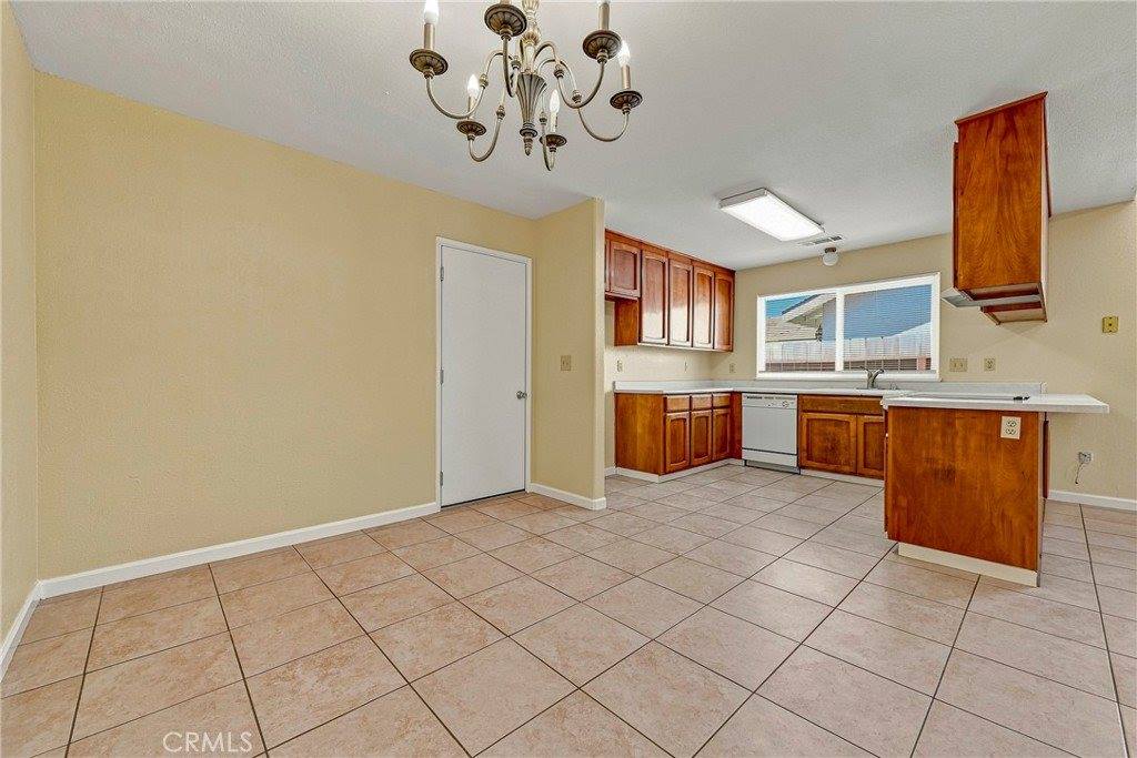 2554 Hays, Merced, CA 95348