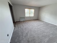 8606 Birch Ct, Briarwood, KY 40242