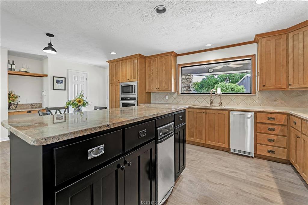 3434 Fazzino Lane, Bryan, TX 77807