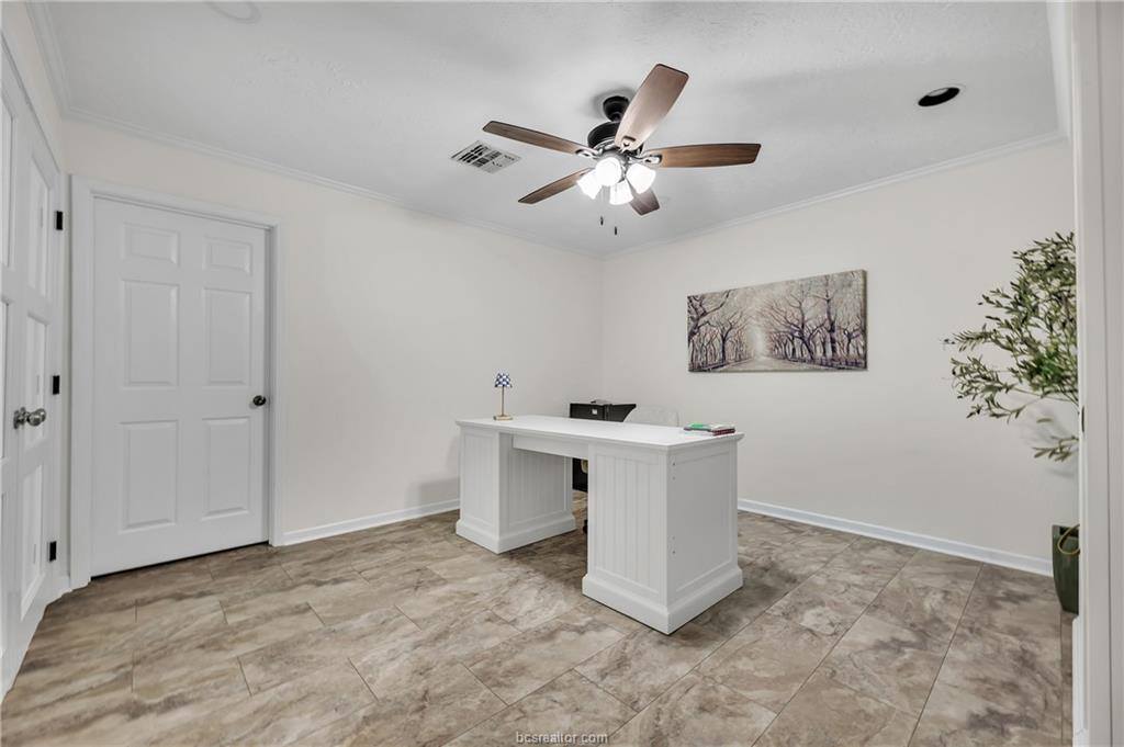 3434 Fazzino Lane, Bryan, TX 77807