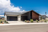 3447 Kestrel Loop, Montrose, CO 81401