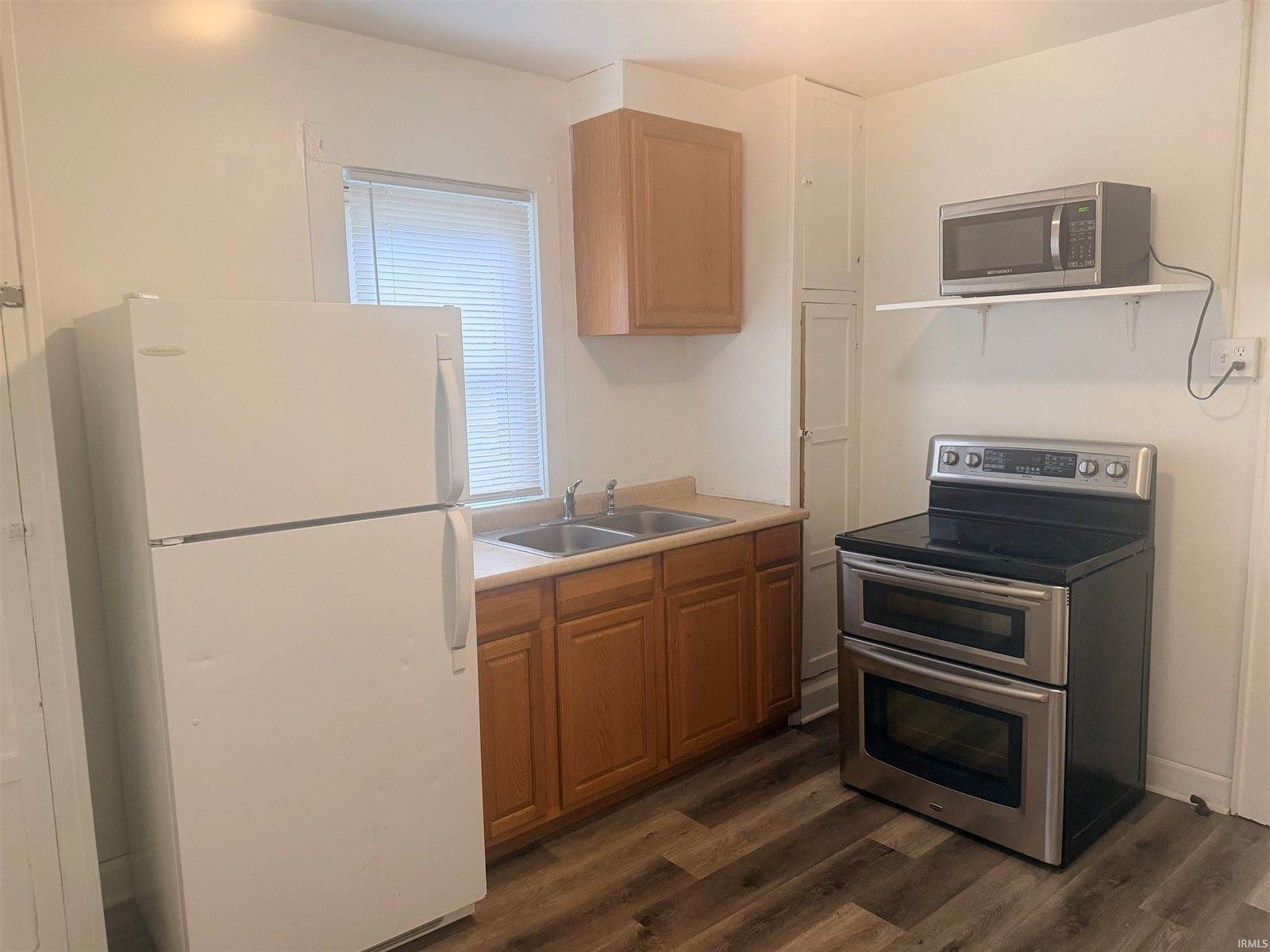 216 South Dill Street, Muncie, IN 47303