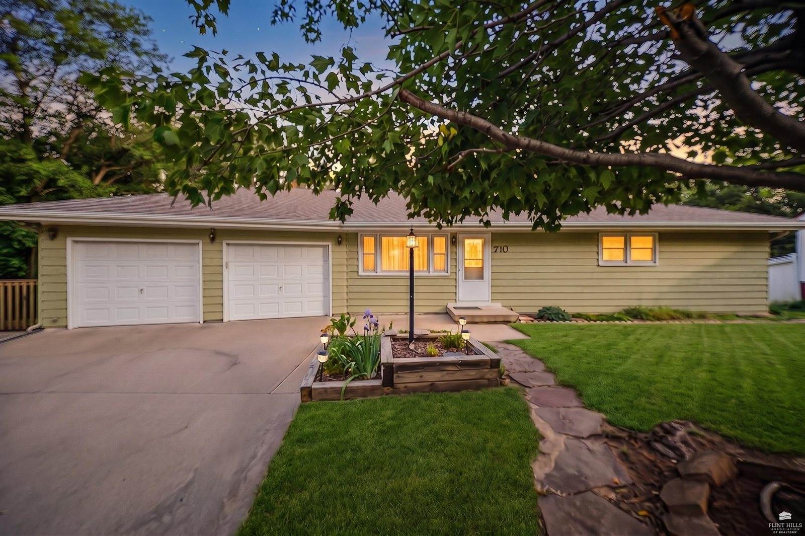 710 West Vine, Junction City, KS 66441
