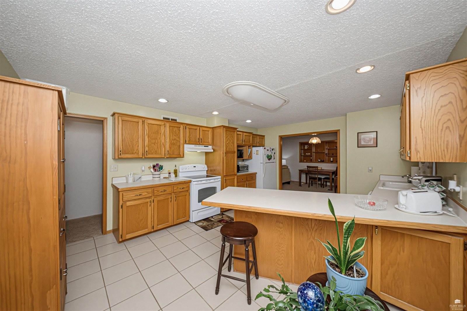 710 West Vine, Junction City, KS 66441