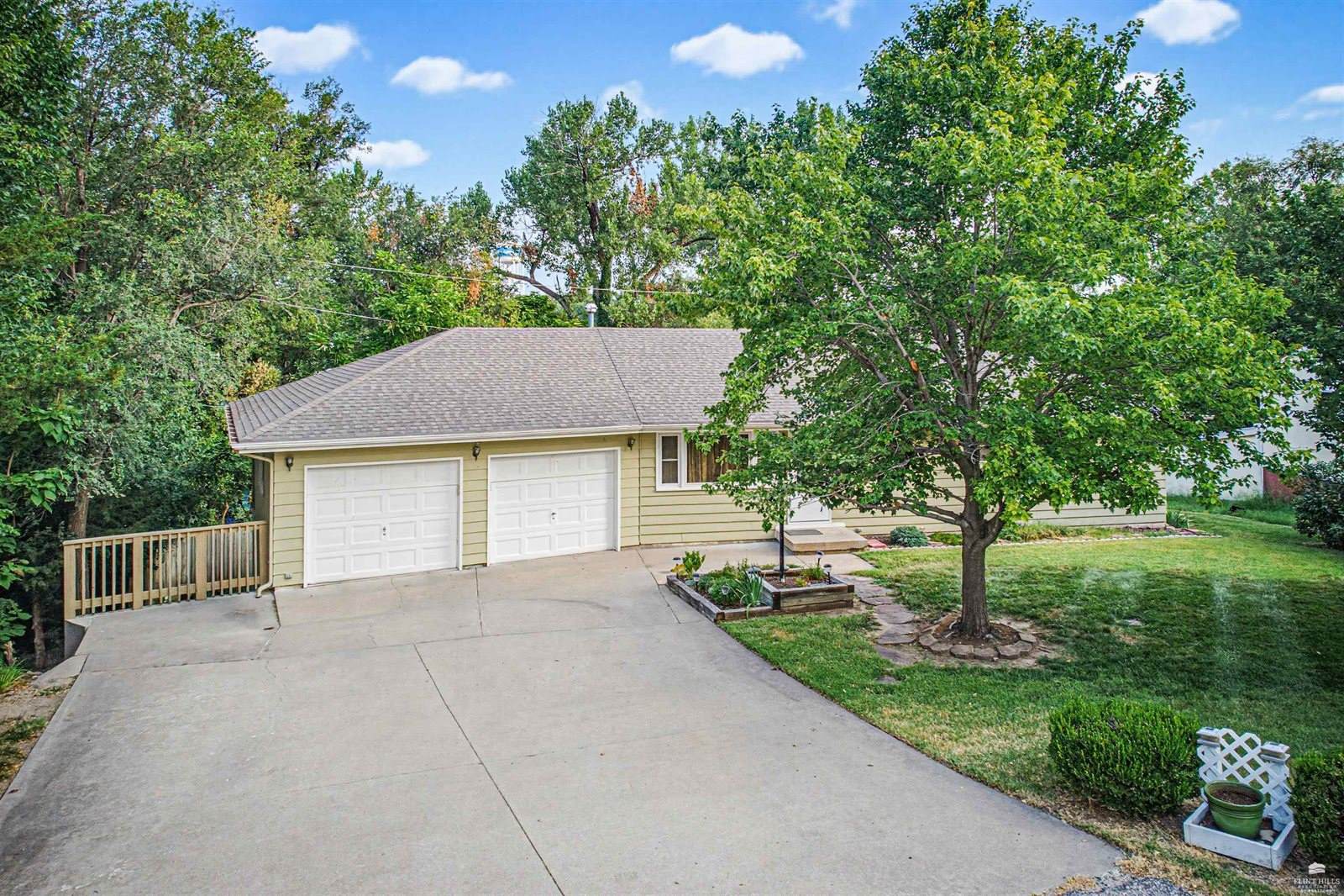 710 West Vine, Junction City, KS 66441