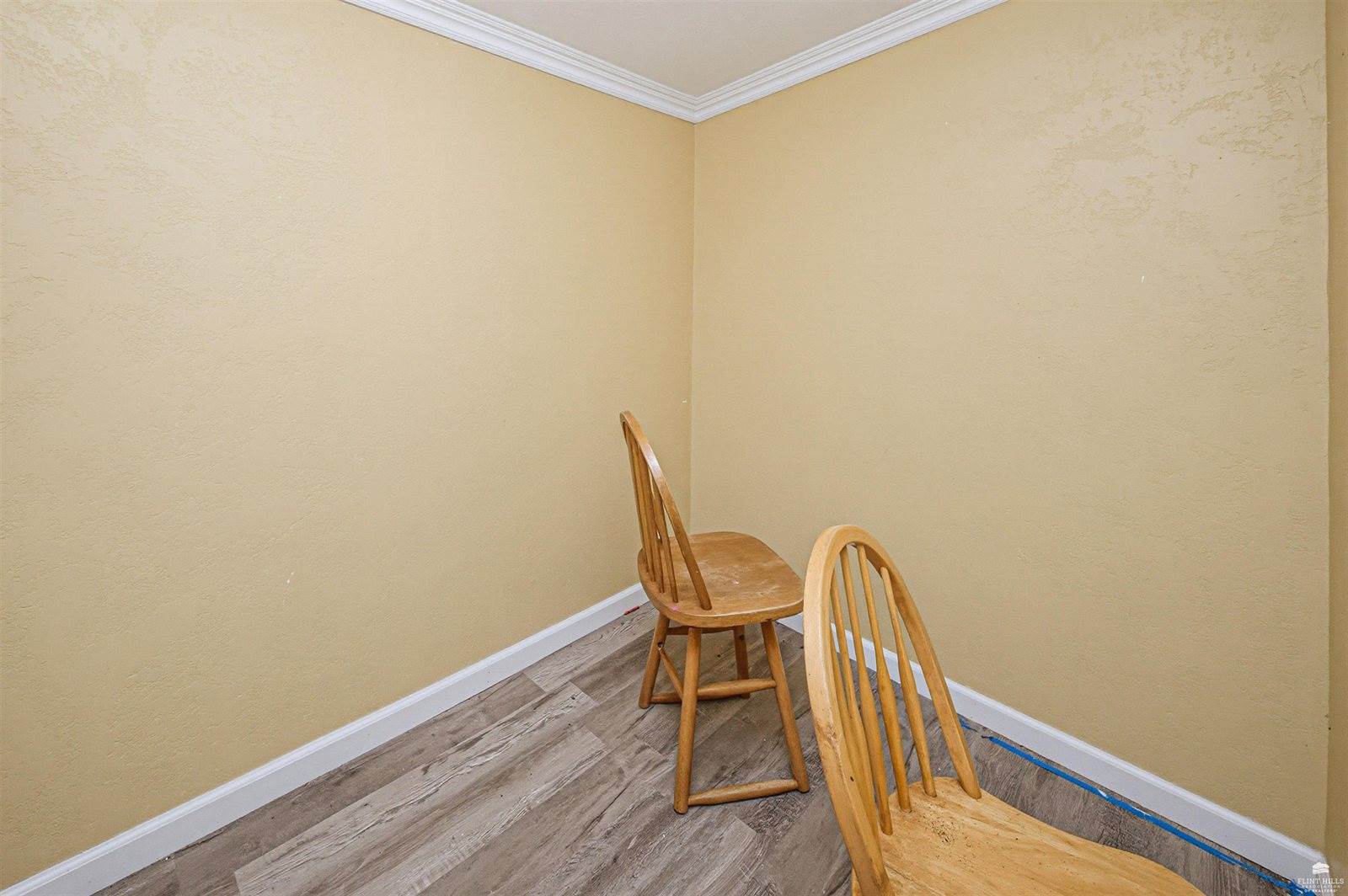301 and 305 NW 6th Street, Abilene, KS 67410