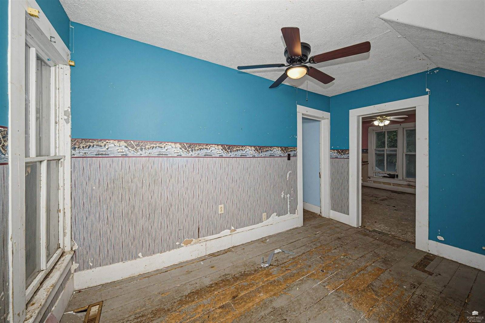 301 and 305 NW 6th Street, Abilene, KS 67410