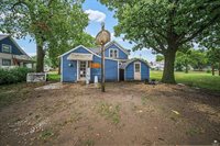 301 and 305 NW 6th Street, Abilene, KS 67410