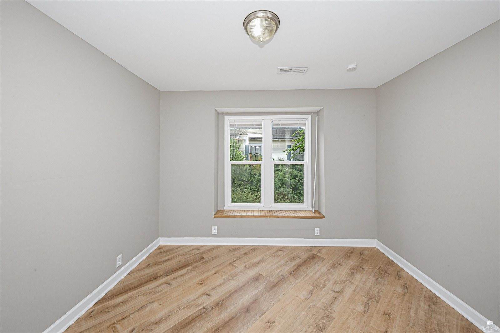 222 East 2nd Street, Chapman, KS 67431