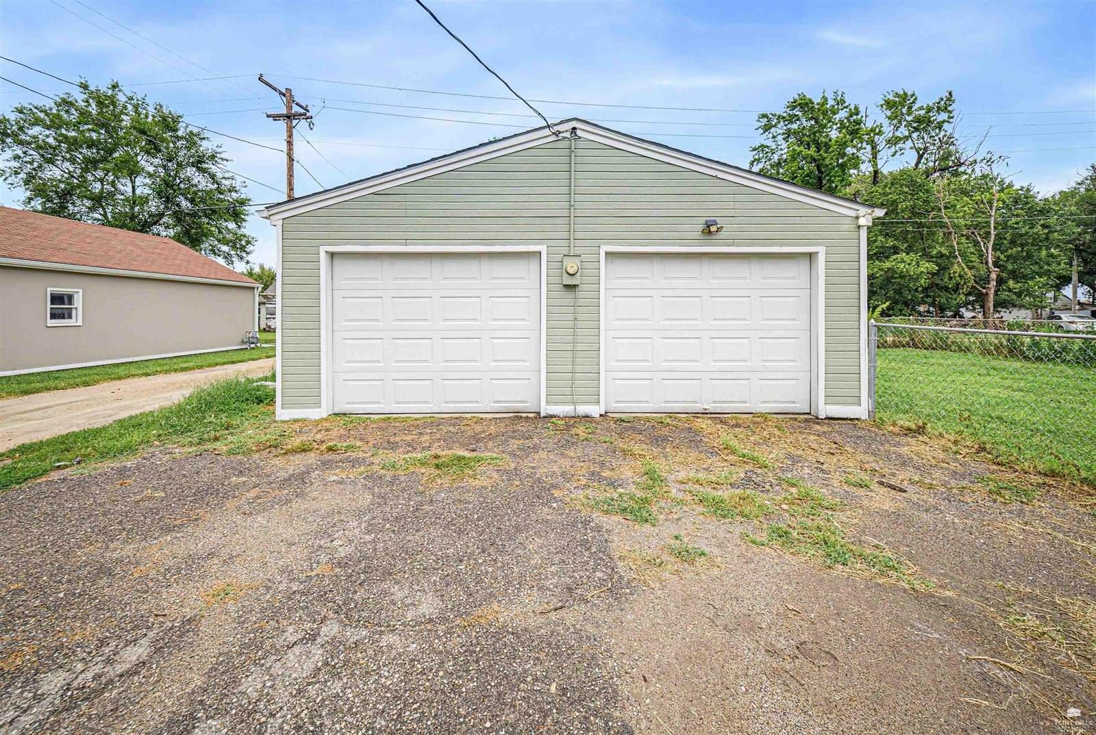 222 East 2nd Street, Chapman, KS 67431