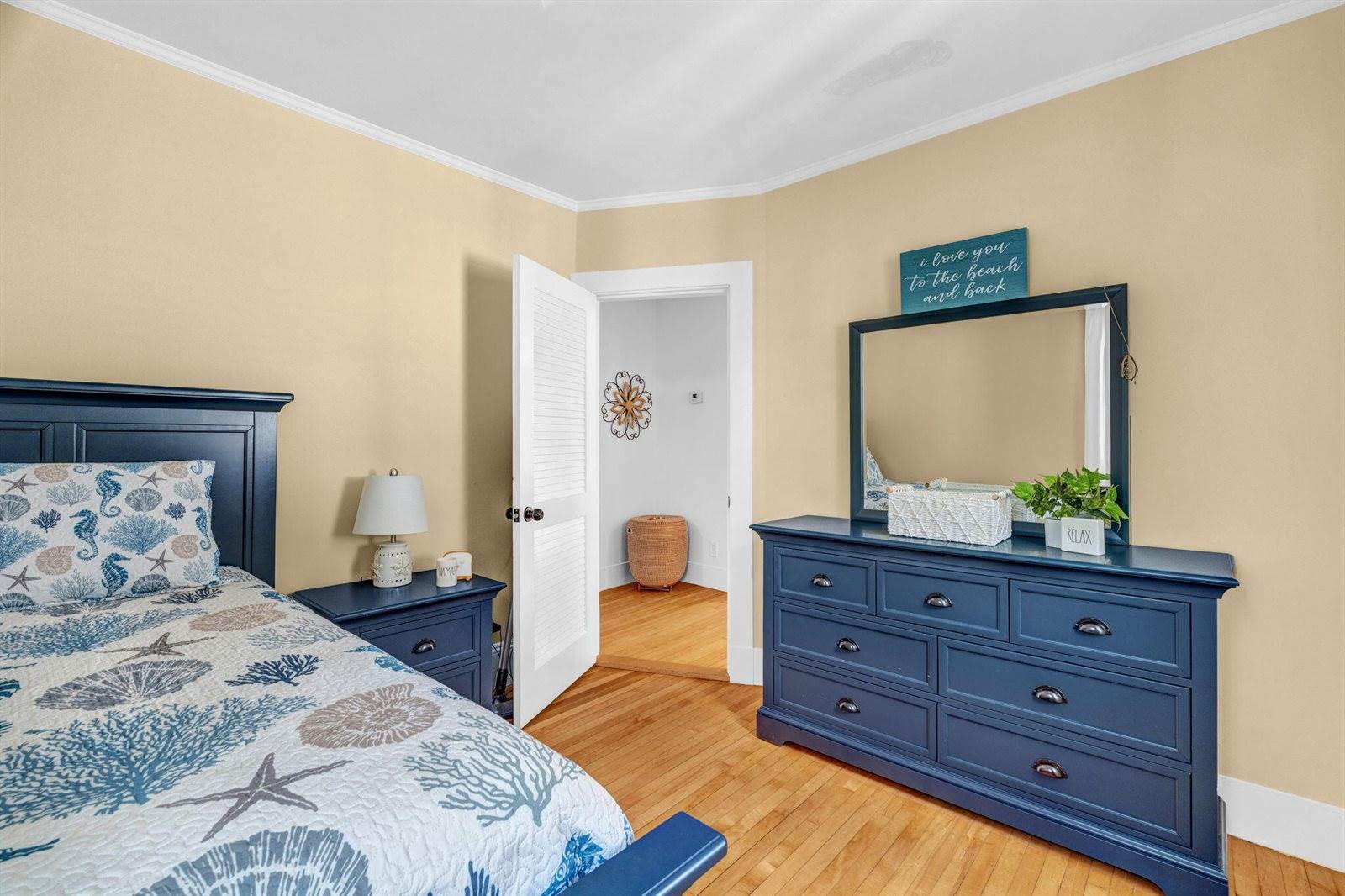 143 Maple Street, Bangor, ME 04401