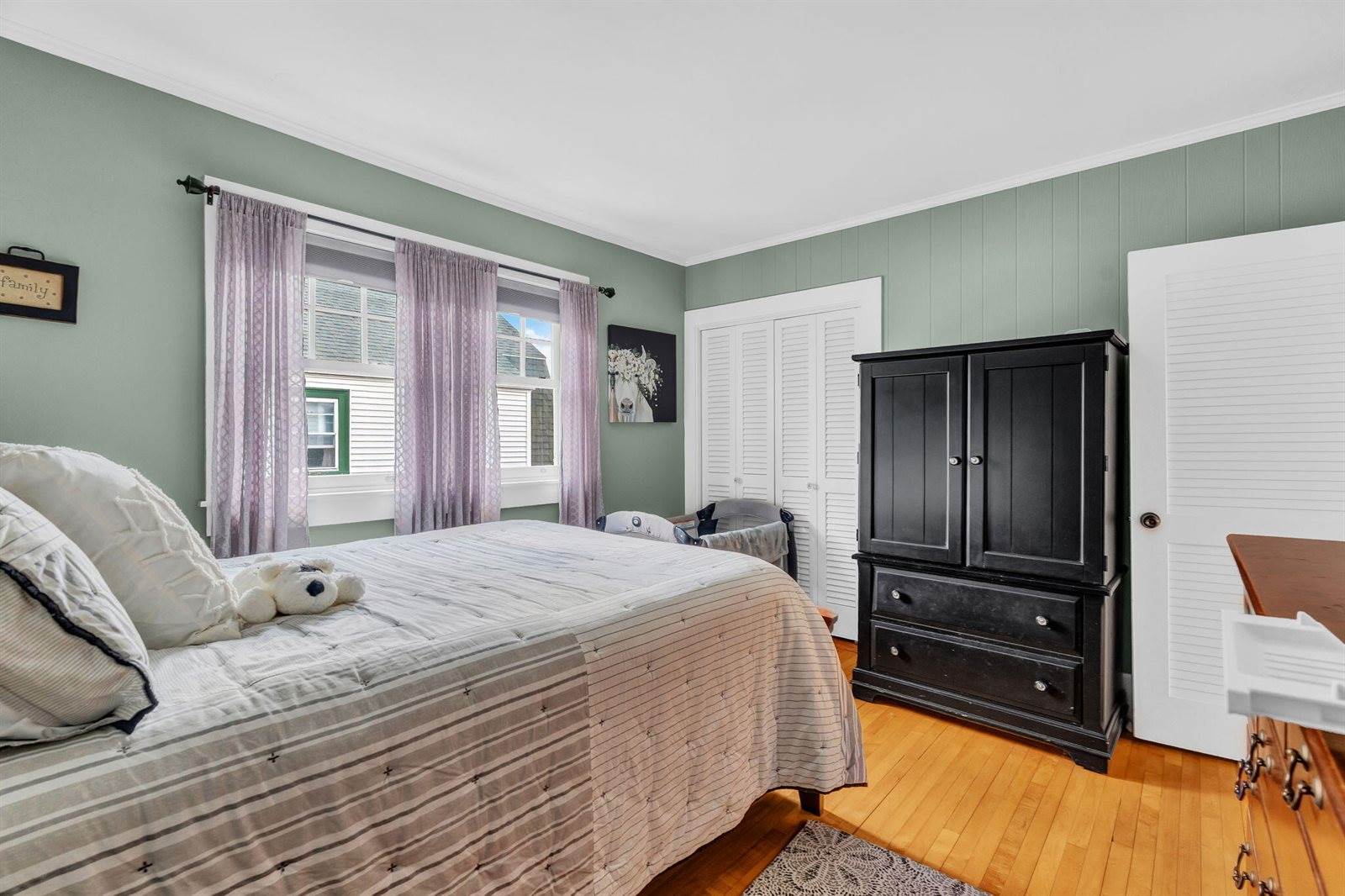 143 Maple Street, Bangor, ME 04401