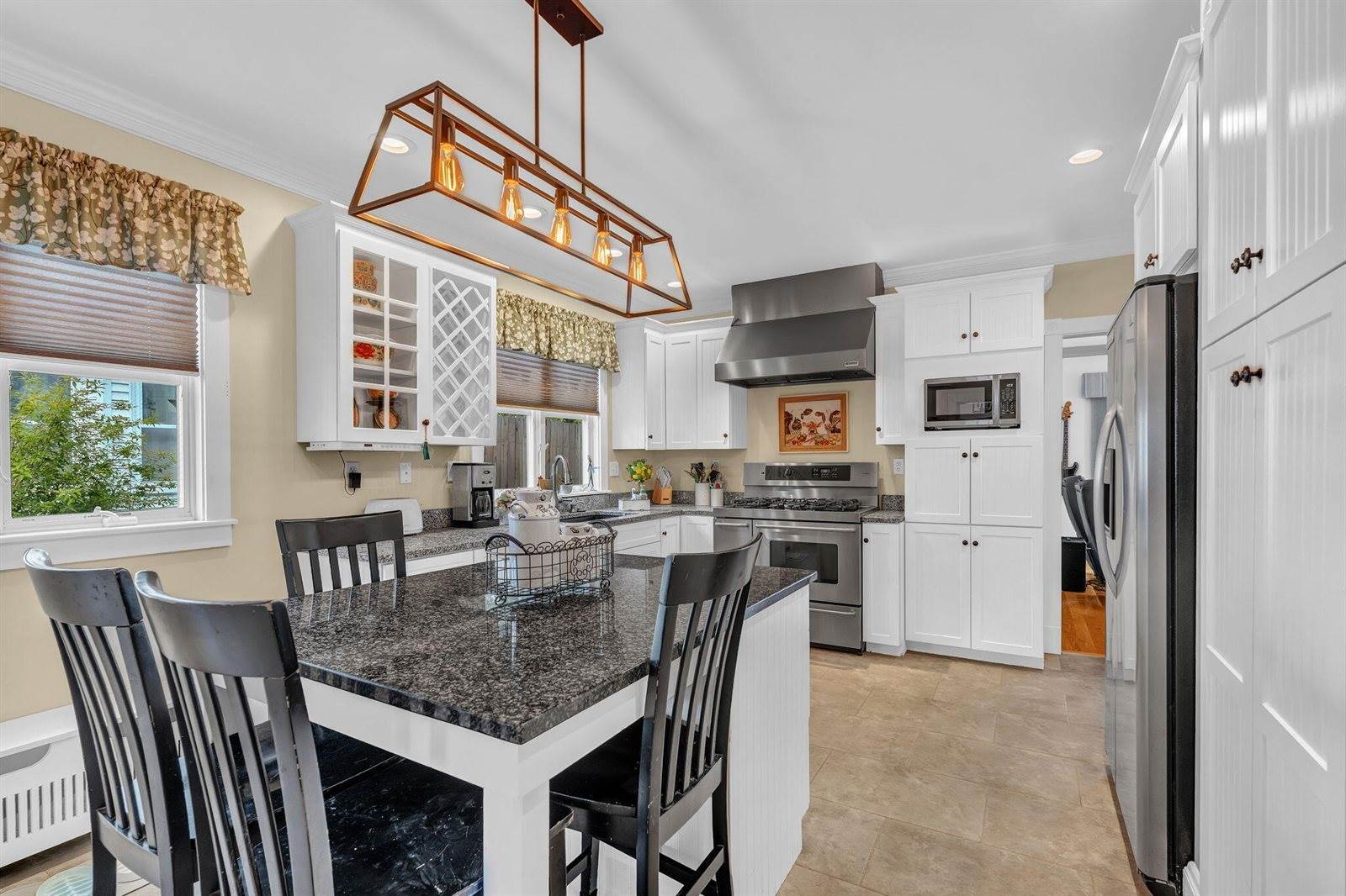 143 Maple Street, Bangor, ME 04401