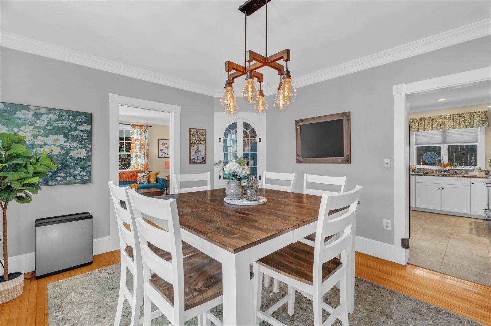 143 Maple Street, Bangor, ME 04401