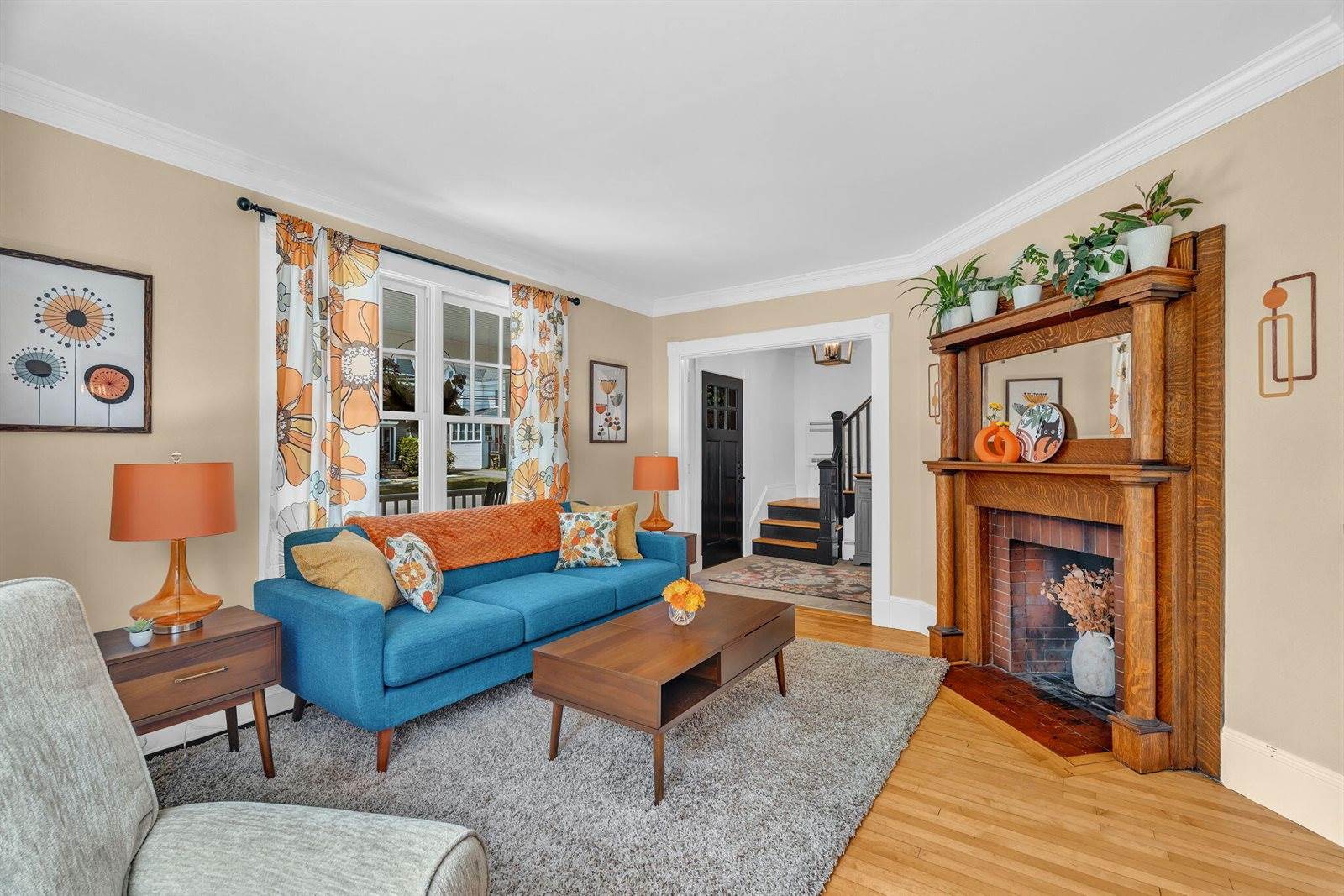143 Maple Street, Bangor, ME 04401