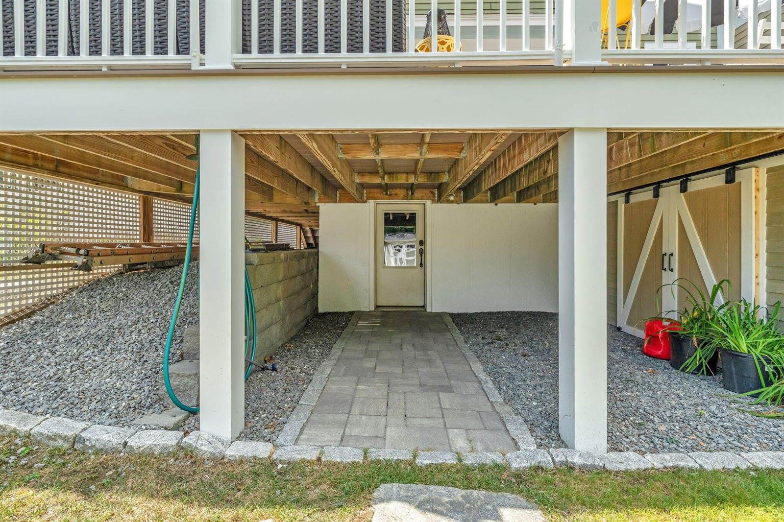 143 Maple Street, Bangor, ME 04401