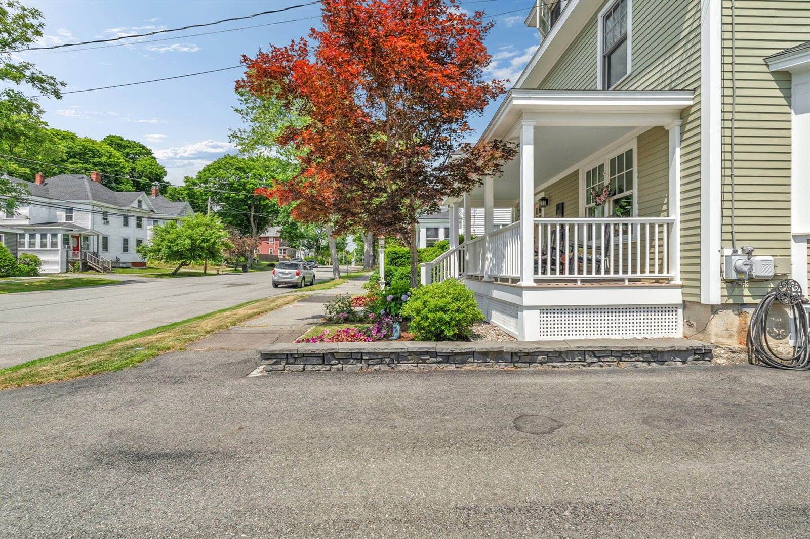 143 Maple Street, Bangor, ME 04401