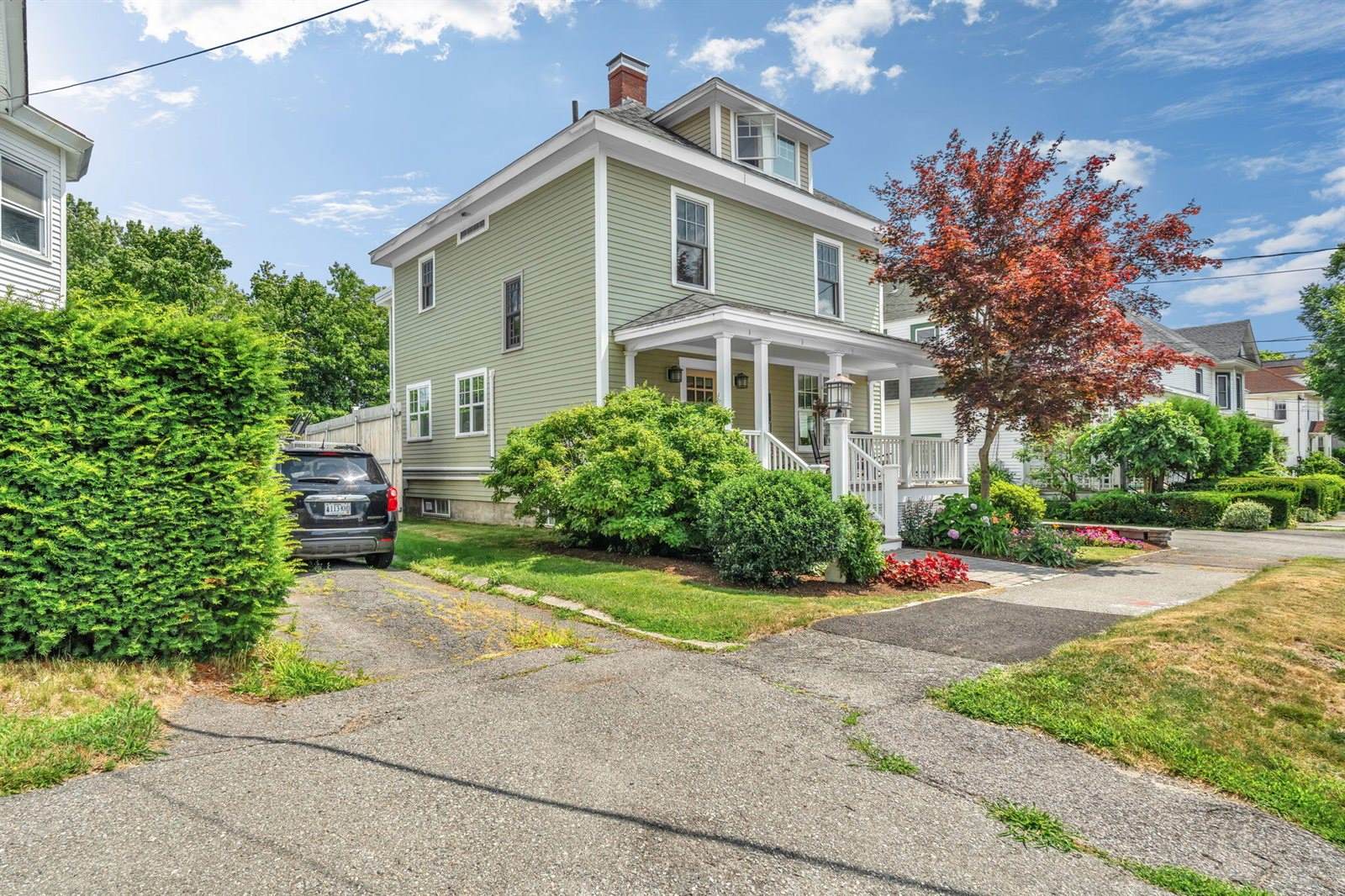 143 Maple Street, Bangor, ME 04401
