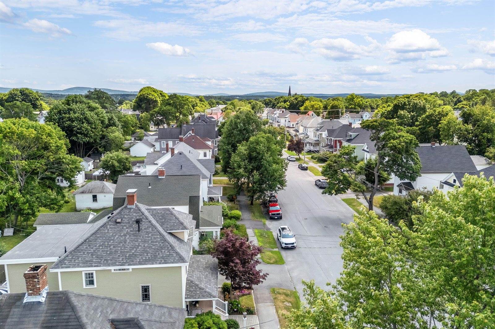 143 Maple Street, Bangor, ME 04401