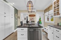 143 Maple Street, Bangor, ME 04401