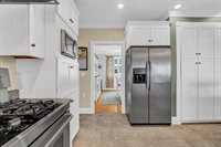 143 Maple Street, Bangor, ME 04401