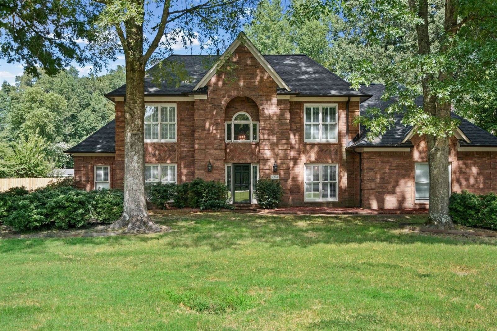 3974 Davies Manor Dr, Bartlett, TN 38133