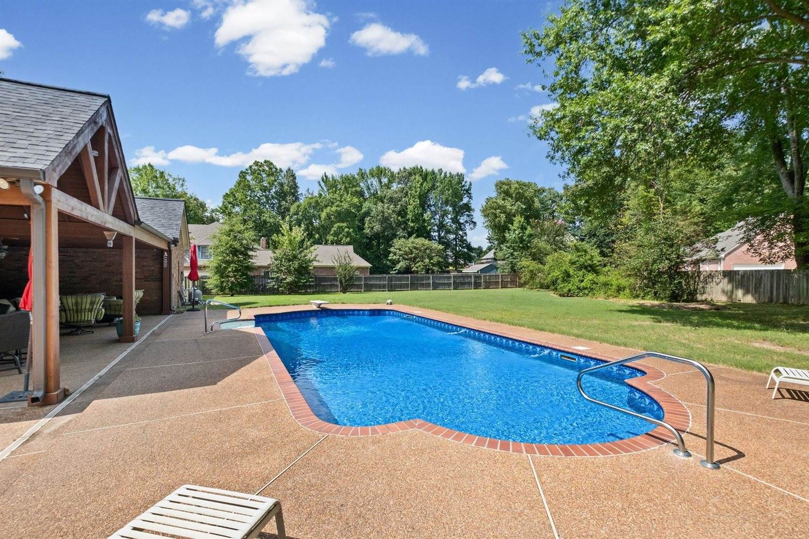 3974 Davies Manor Dr, Bartlett, TN 38133