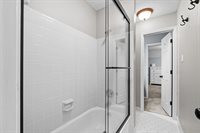 3974 Davies Manor Dr, Bartlett, TN 38133