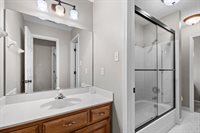 3974 Davies Manor Dr, Bartlett, TN 38133