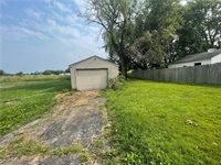 72 Meadowbrook Avenue, Boardman, OH 44512