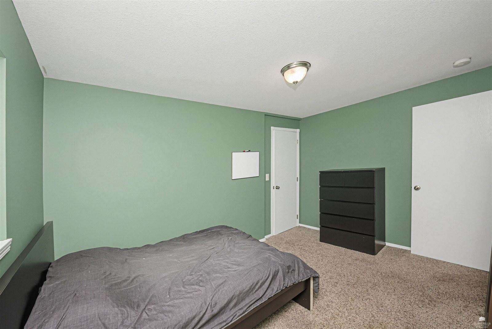 907 Maple Street, Wakefield, KS 67487