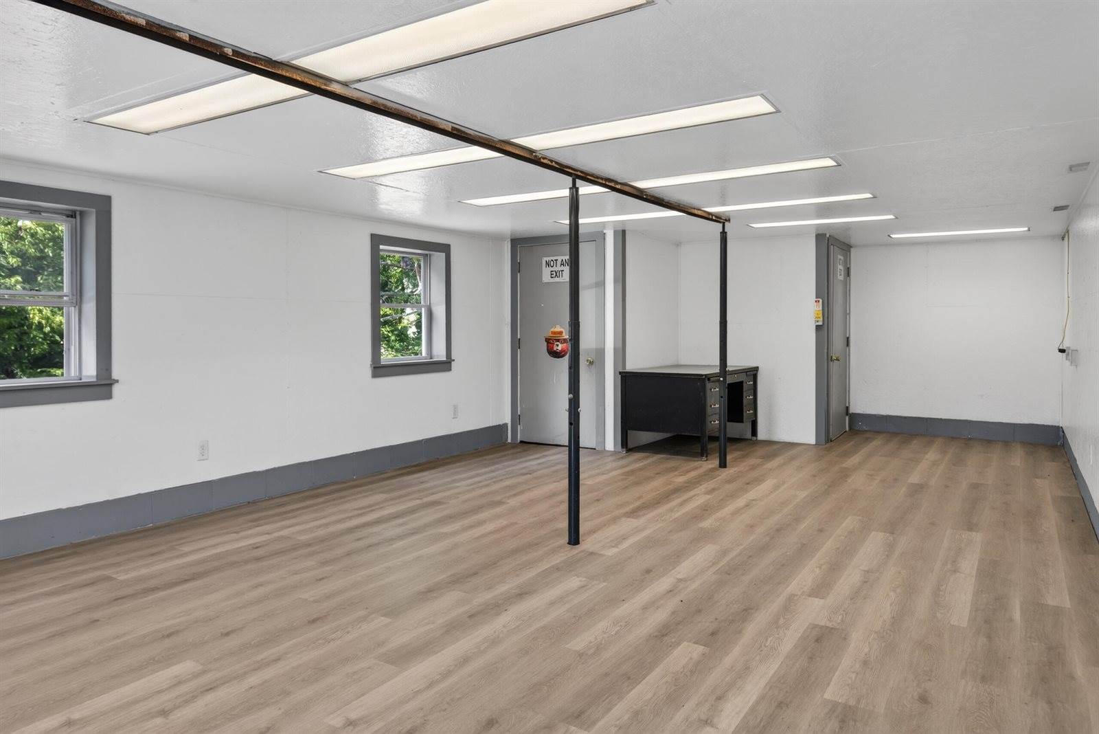 2660 Western Avenue, Newburgh, ME 04444